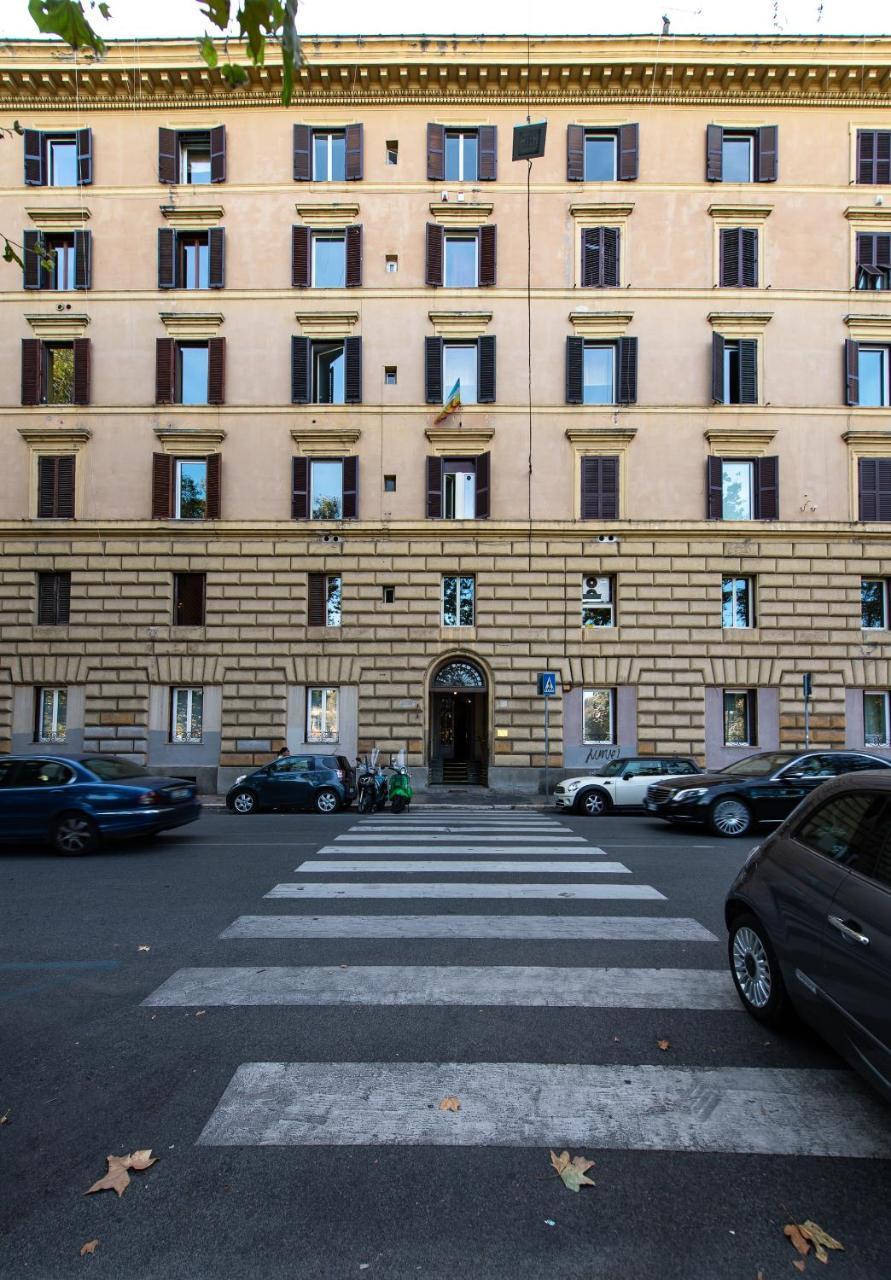 Lungotevere Ripa Рим Екстериор снимка